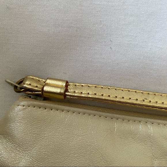 Vintage Ruth Saltz Pearl/Gold Leather Rose Wristlet Clutch Purse - Picture 5 of 7